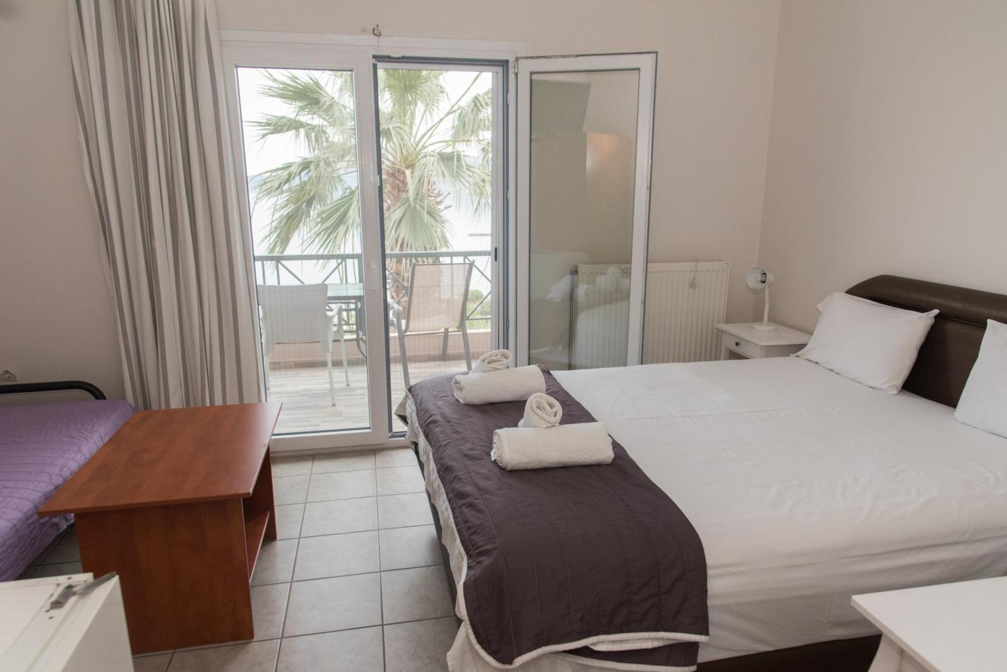 Panorama Hotel Platana Luaran gambar