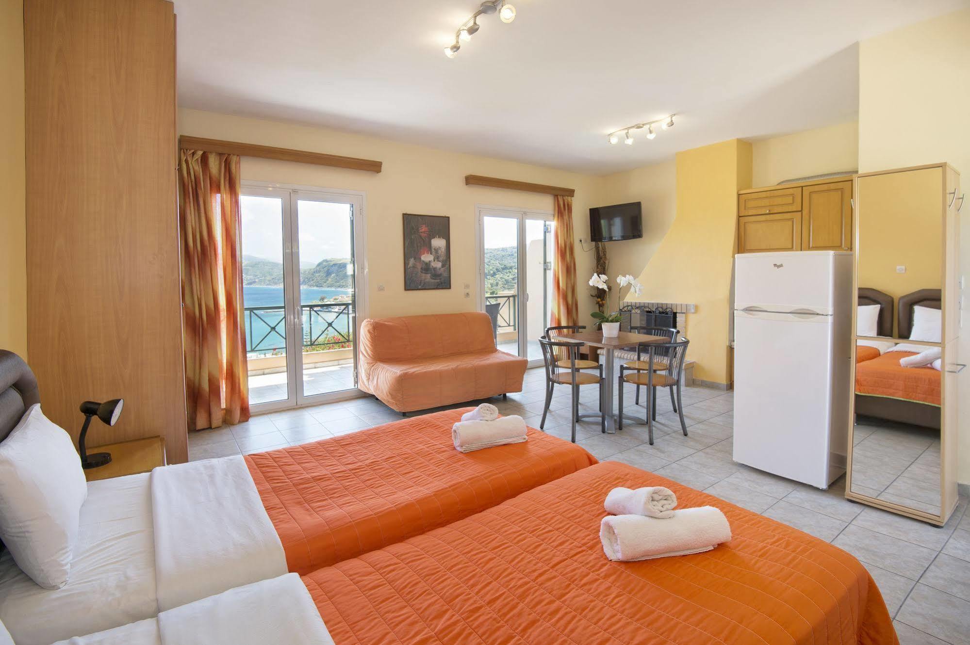 Panorama Hotel Platana Luaran gambar
